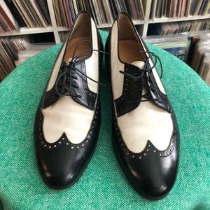 Vintage Salvatore Ferragamo wing tip oxfords
